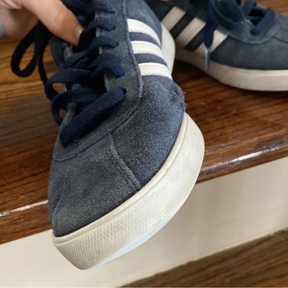 💙Adidas Navy Sneakers 💙 - Picture 6 of 8
